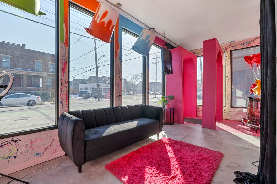 More Photos Of 1555-1563 N 4th St, Columbus Apartments For Sale