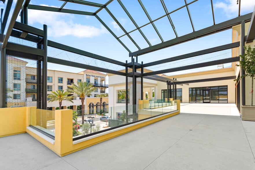 More Photos Of 10000 Bolsa Ave, Westminster Unknown For Lease