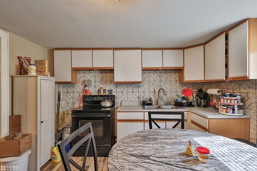 More Photos Of 304 E Kline Ave, Lansford Multifamily For Sale