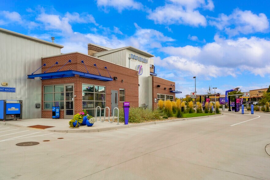 More Photos Of 5384 S Parker Rd, Aurora Carwash For Sale