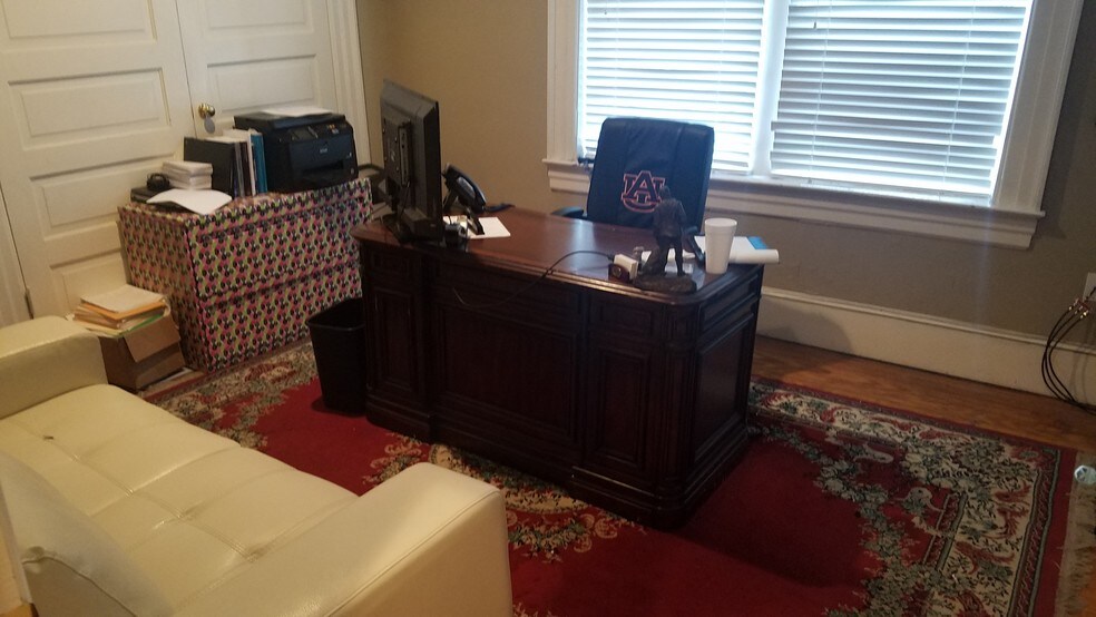 More Photos Of 1001 Washington St, Columbia Office For Lease