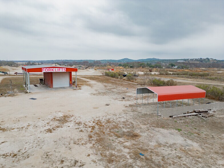 More Photos Of 120 Hermann Sons Rd, Comfort Warehouse For Lease