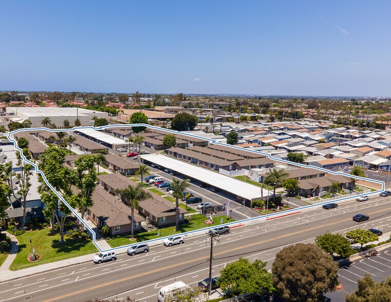 More Photos Of 19131-19161 Delaware St, Huntington Beach Apartments For Sale