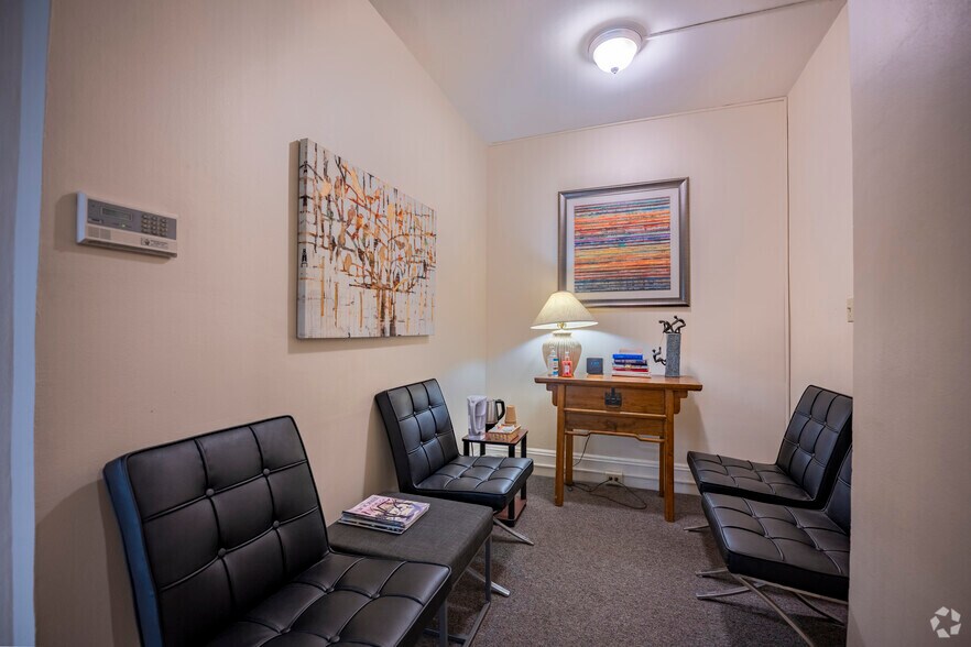 More Photos Of 1945-1947 Divisadero St, San Francisco Medical For Sale