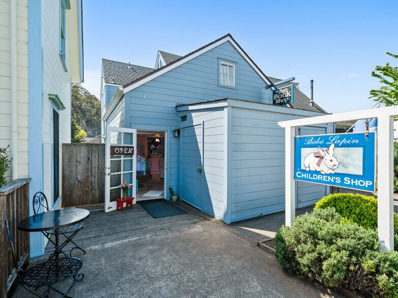 More Photos Of 10481 Lansing St, Mendocino General Retail For Sale