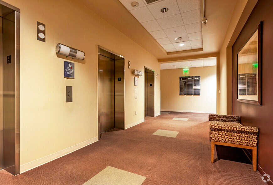 More Photos Of 1301 2nd Ave SW, Largo Medical For Lease