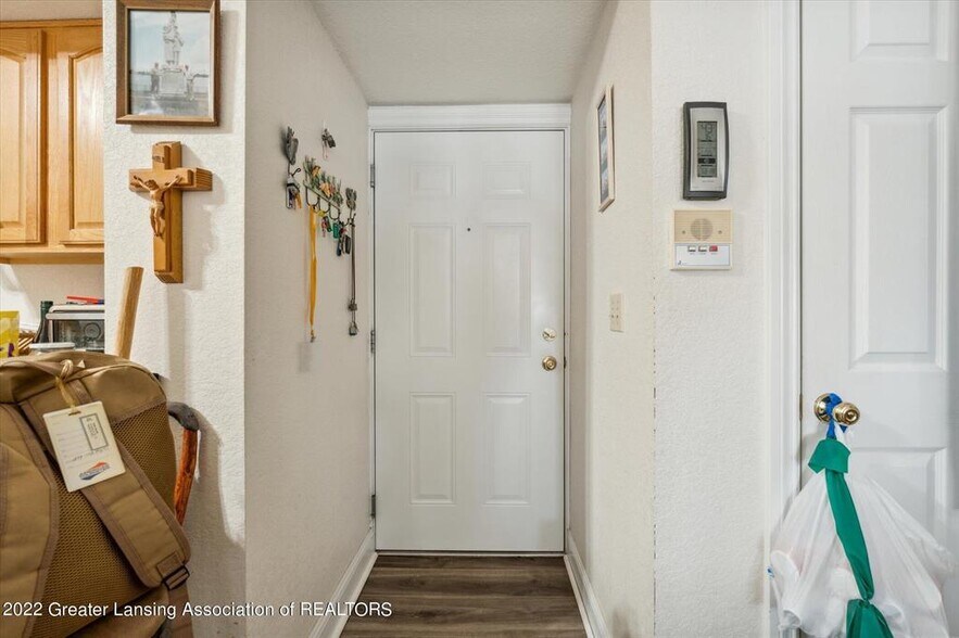 More Photos Of 335 Horatio St, Charlotte Apartments For Sale