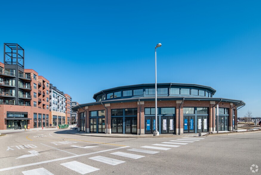 More Photos Of 11500 W Burleigh St, Wauwatosa Unknown For Lease