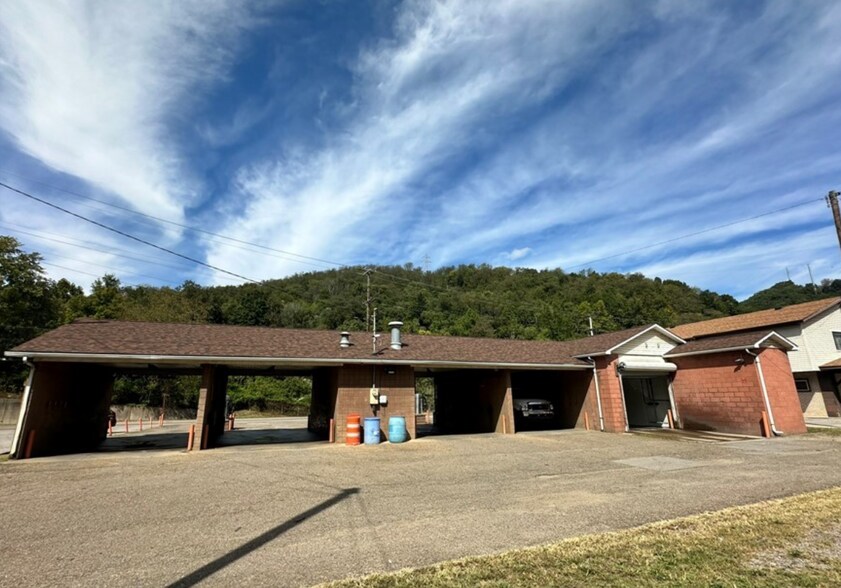 More Photos Of 205 Wells Ave, Wellsville Carwash For Sale