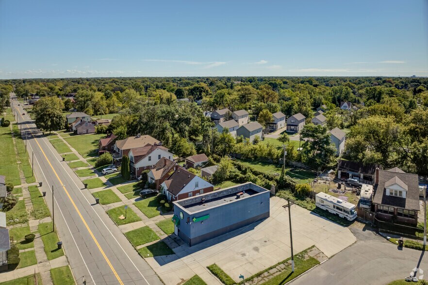 More Photos Of 14108 Houston Whittier St, Detroit Freestanding For Sale