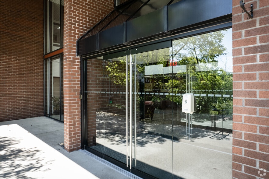 More Photos Of 1200 MacArthur Blvd, Mahwah Office For Lease