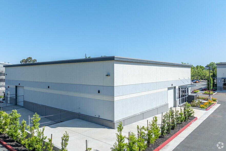 More Photos Of 6141 Pacific St, Rocklin Light Manufacturing For Lease