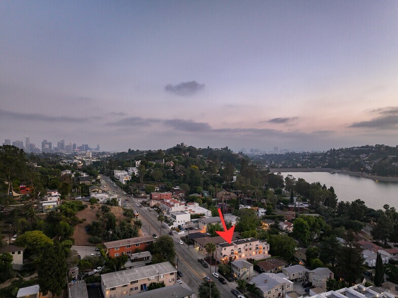 More Photos Of 2305 Glendale Blvd, Los Angeles Apartments For Sale