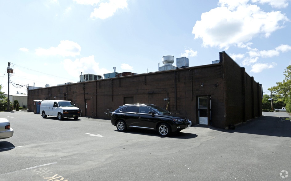 More Photos Of 1980 Route 27, North Brunswick Unknown For Lease