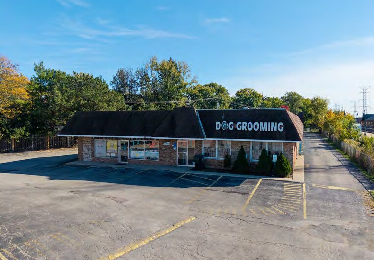 More Photos Of 1-55 S Wolf Rd, Prospect Heights Storefront Retail Office For Sale