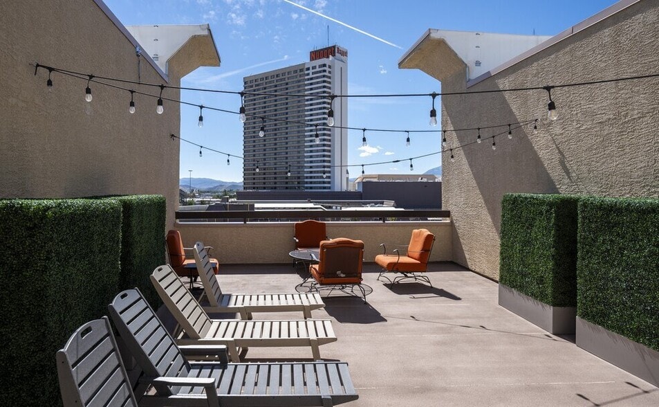 More Photos Of 1125 Avenue of the Oaks, Sparks Apartments For Lease