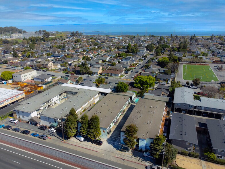 More Photos Of 106 N Bayshore Blvd, San Mateo Apartments For Sale