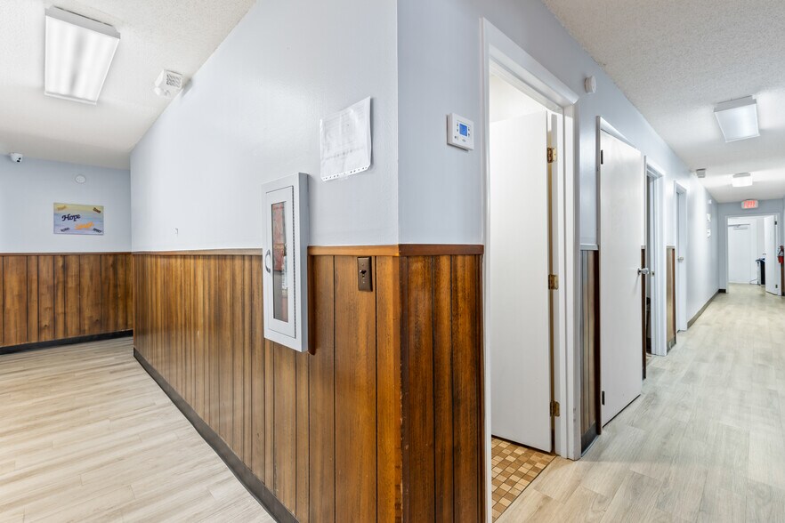 More Photos Of 260 S Marion Ave, Lake City Medical For Lease