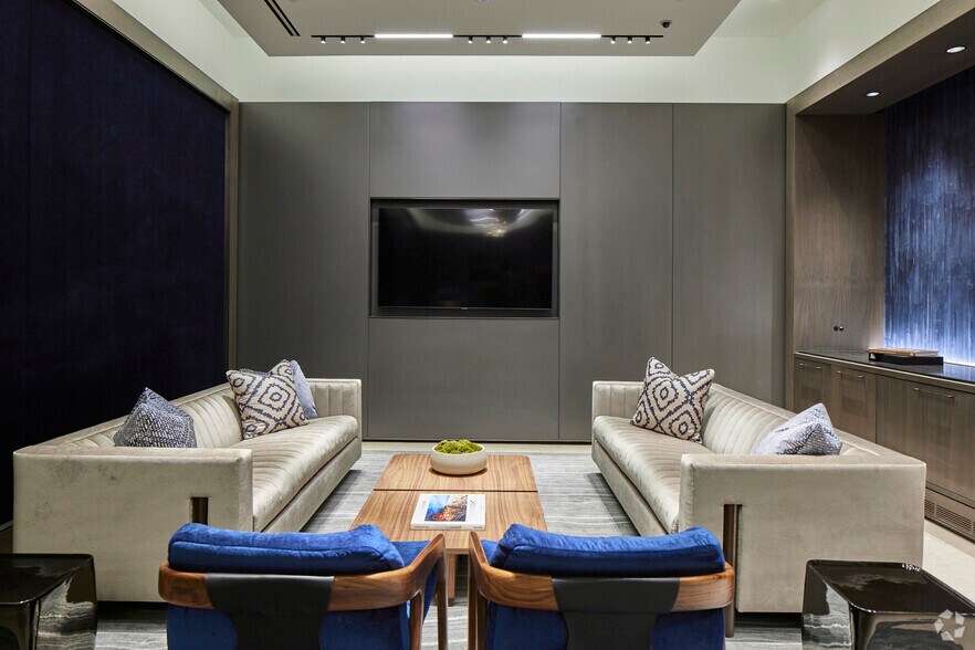 More Photos Of 106 W 56th St, New York Office For Lease