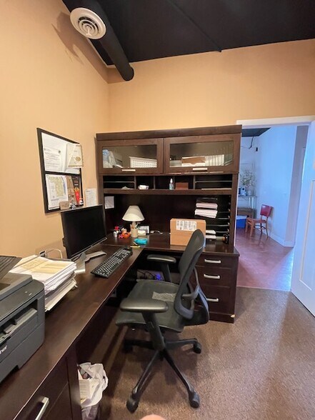 More Photos Of 3407-3423 Church St, Evanston Freestanding For Lease