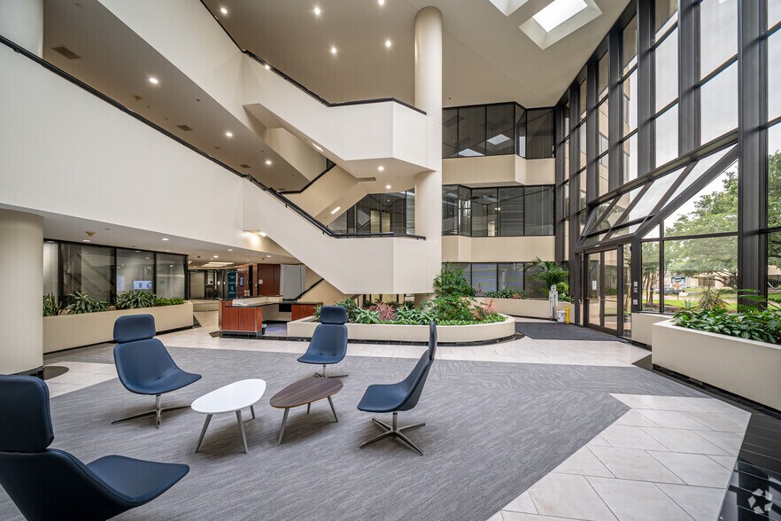 More Photos Of 14701 St. Marys Ln, Houston Unknown For Lease