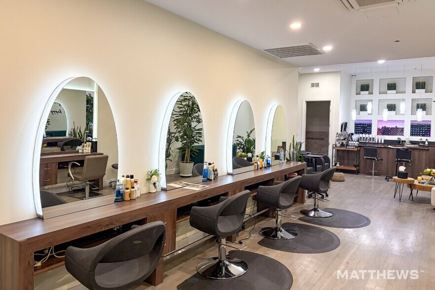 More Photos Of 135 W 14th St, New York Apartments For Lease