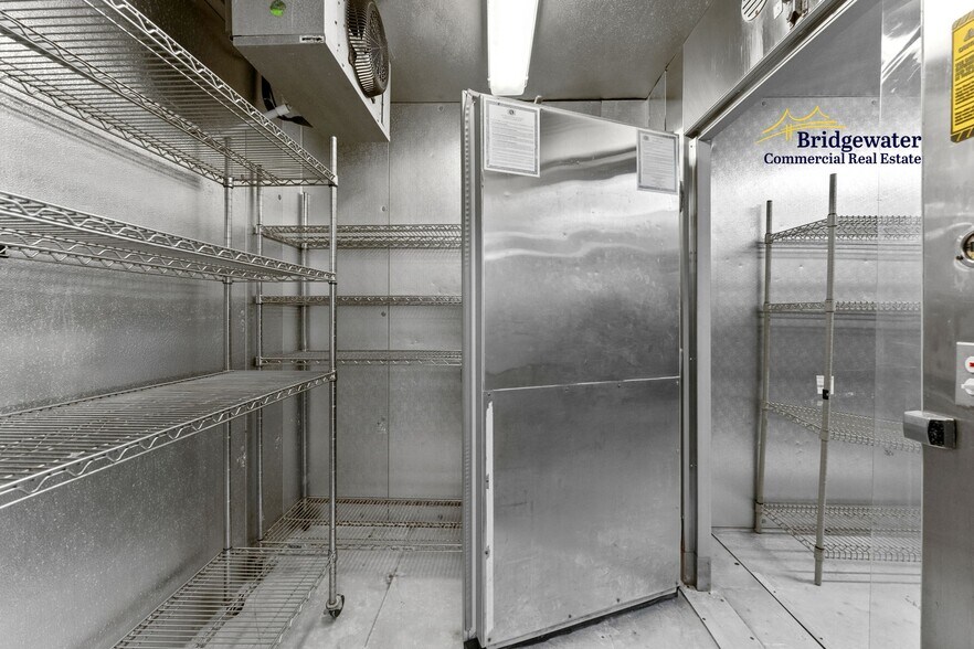 More Photos Of 1200 Pasadena Ave S, South Pasadena Restaurant For Sale