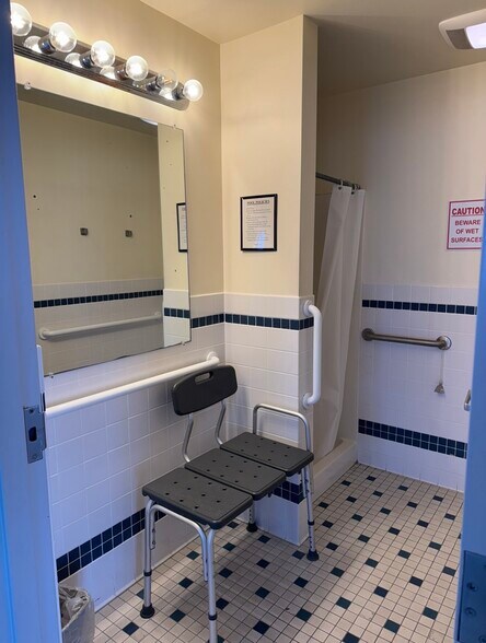 More Photos Of 177 Meadowbrook Ln, Duncansville Rehabilitation Center For Lease