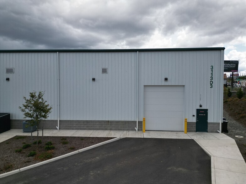 More Photos Of 3113 S Pine St, Tacoma Industrial For Sale