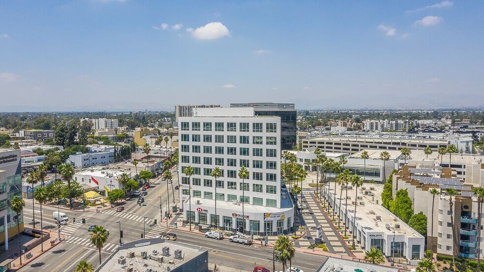 More Photos Of 5200 Lankershim Blvd, North Hollywood Loft Creative Space For Lease