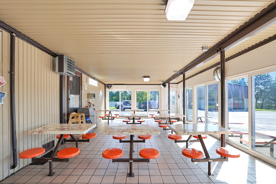 More Photos Of 232 Main St, Van Buren Restaurant For Sale