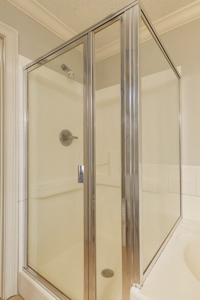 More Photos Of 3400 N Barack Obama Blvd, Valdosta Apartments For Sale