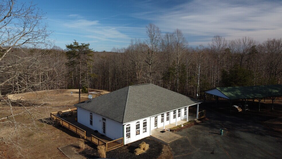 More Photos Of 1944 Shenandoah Crossing Dr, Gordonsville Specialty For Sale