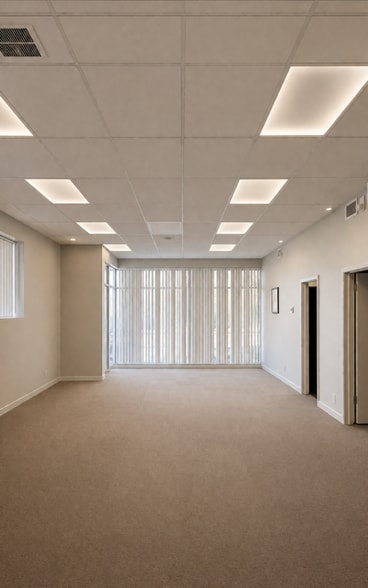 More Photos Of 2325 Wilshire Blvd, Santa Monica Office For Sale