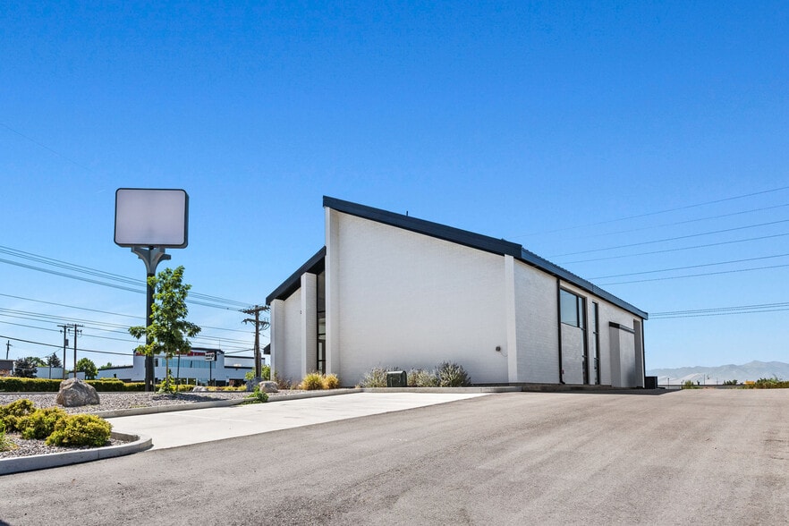 More Photos Of 2277 E Fort Union Blvd, Cottonwood Heights Medical For Lease