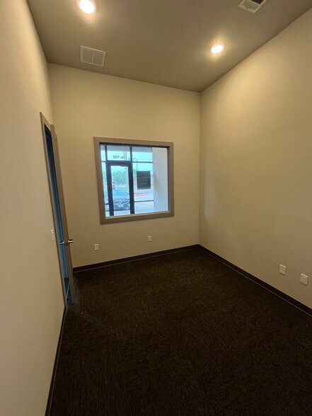 More Photos Of , Plano Office For Sale