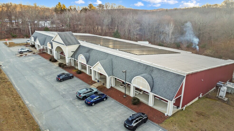 More Photos Of 39 Nott Hwy, Ashford Storefront For Sale