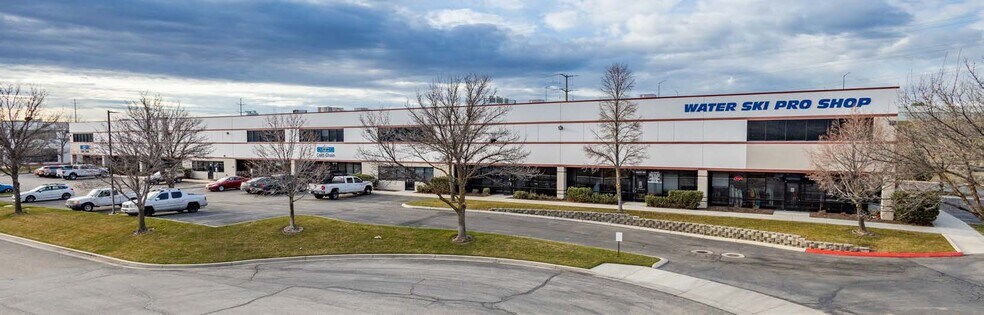 More Photos Of 875 W McGregor Ct, Boise Warehouse For Lease