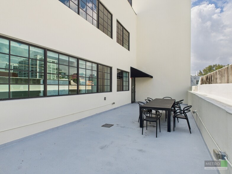 More Photos Of 2509 N Miami Ave, Miami Loft Creative Space For Lease
