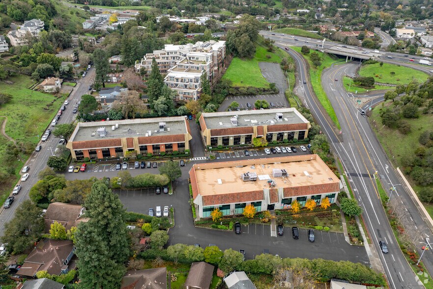 More Photos Of 30 N San Pedro Rd, San Rafael Office For Lease