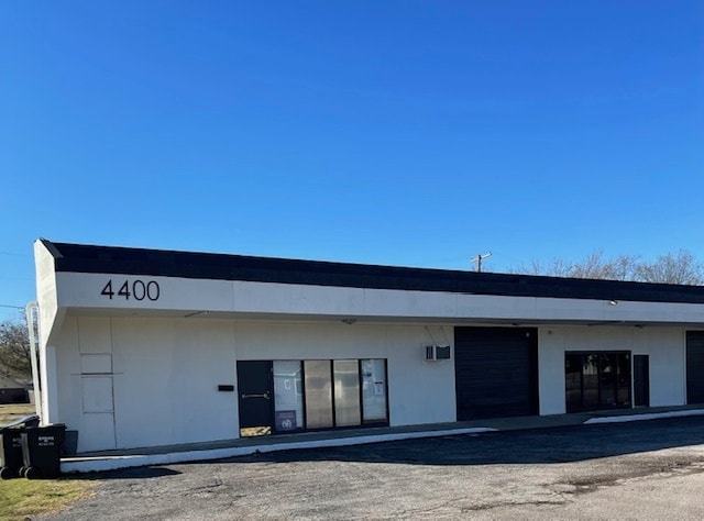More Photos Of 4400 Moulton St, Greenville General Retail For Sale