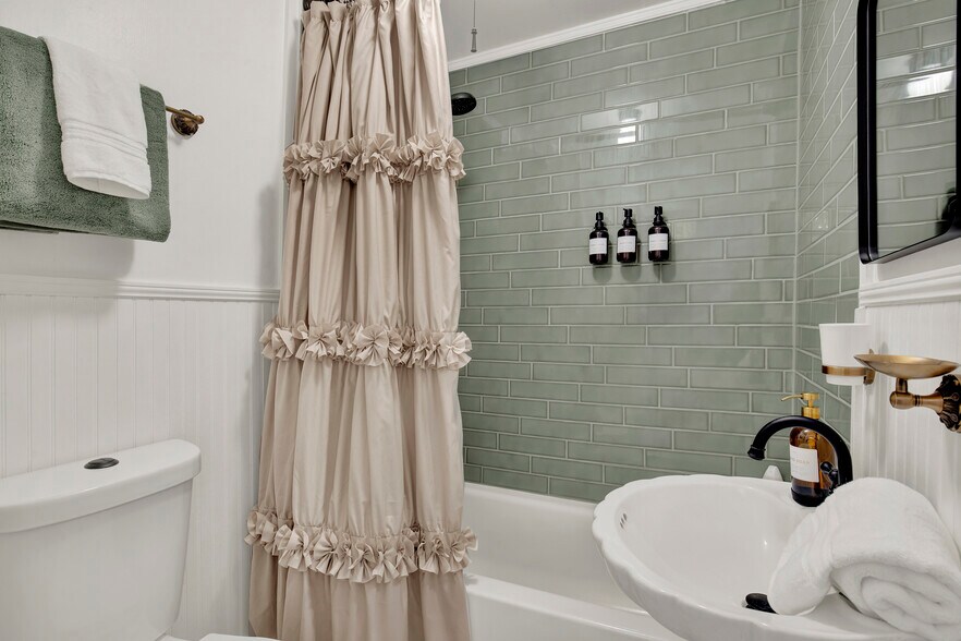 More Photos Of 15752 US Highway 17, Townsend Land For Sale