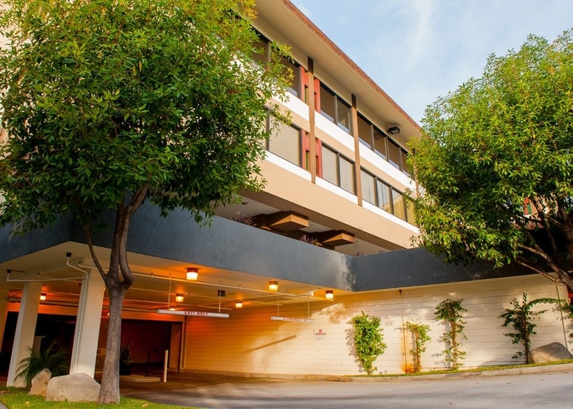 More Photos Of 2700 E Foothill Blvd, Pasadena Office For Lease