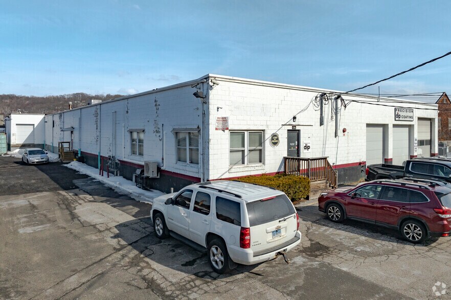 Primary Photo Of 176 Chase River Rd, Waterbury Manufacturing For Lease