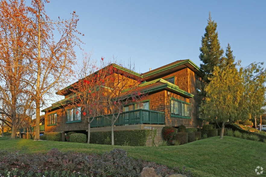 More Photos Of 15951 Los Gatos Blvd, Los Gatos Loft Creative Space For Lease