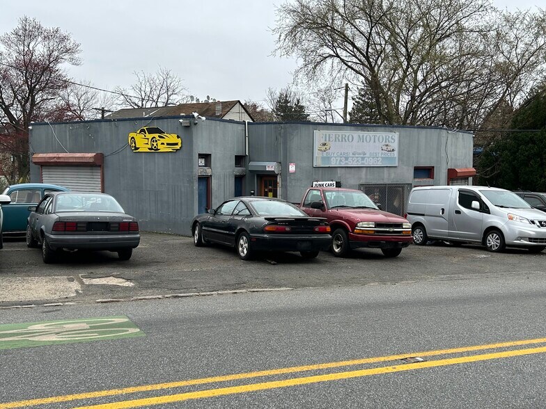 More Photos Of 467 Marshall St, Paterson Auto Repair For Sale