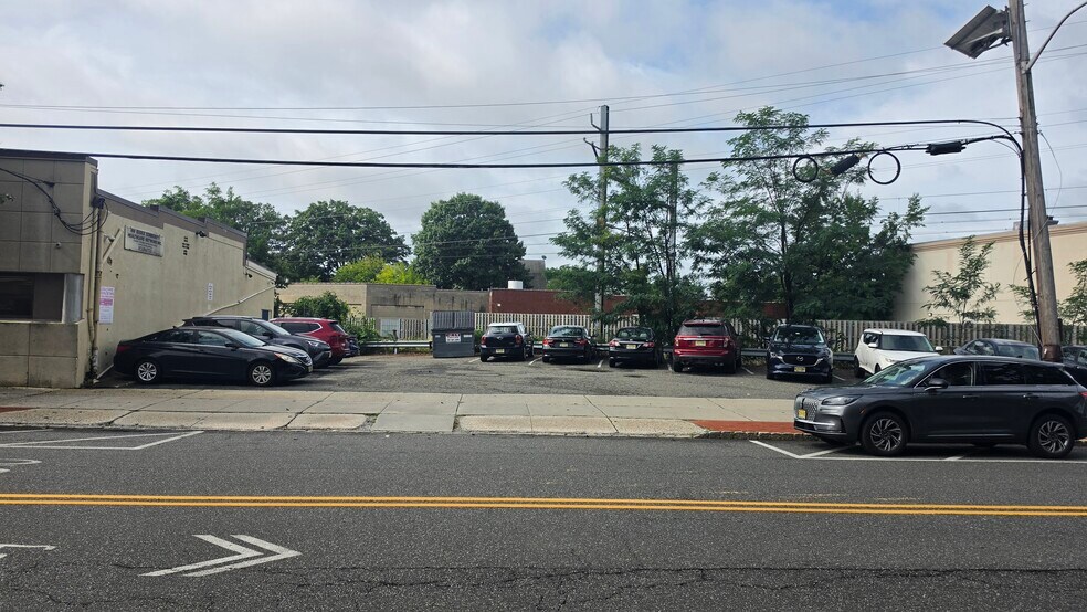 More Photos Of 83-83E Walnut St, Montclair Distribution For Sale