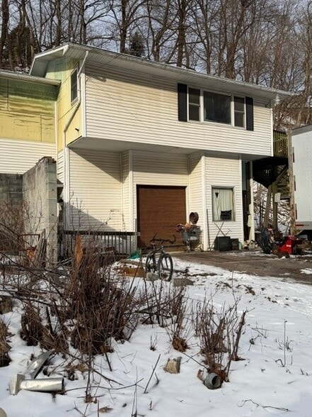 More Photos Of 123 Laurel St, Jim Thorpe Industrial For Sale