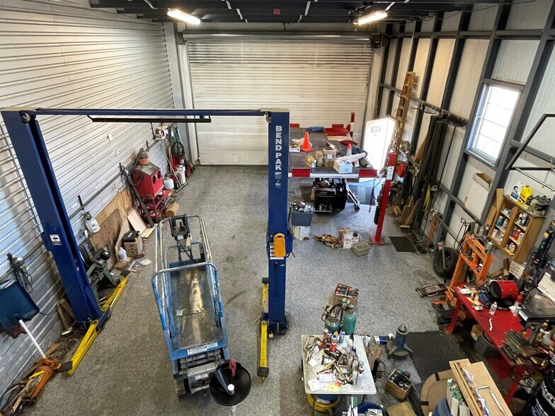 More Photos Of 9335 Commerce Center St, Highlands Ranch Warehouse For Sale