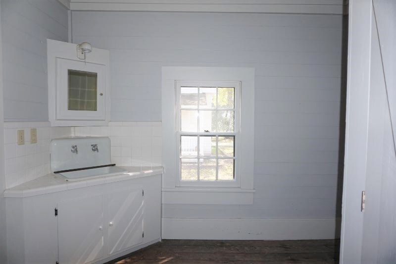 More Photos Of 668 N Main St, Jasper Storefront Retail Office For Sale